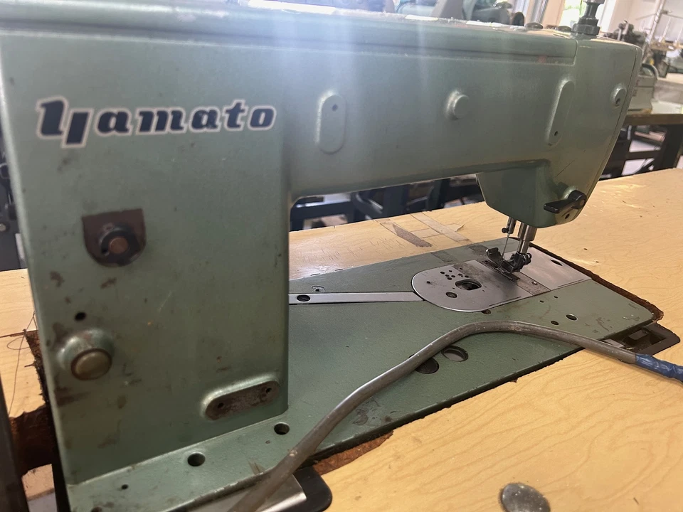 Máquina de coser industrial Yamato DS-100 Foto 4 de 4