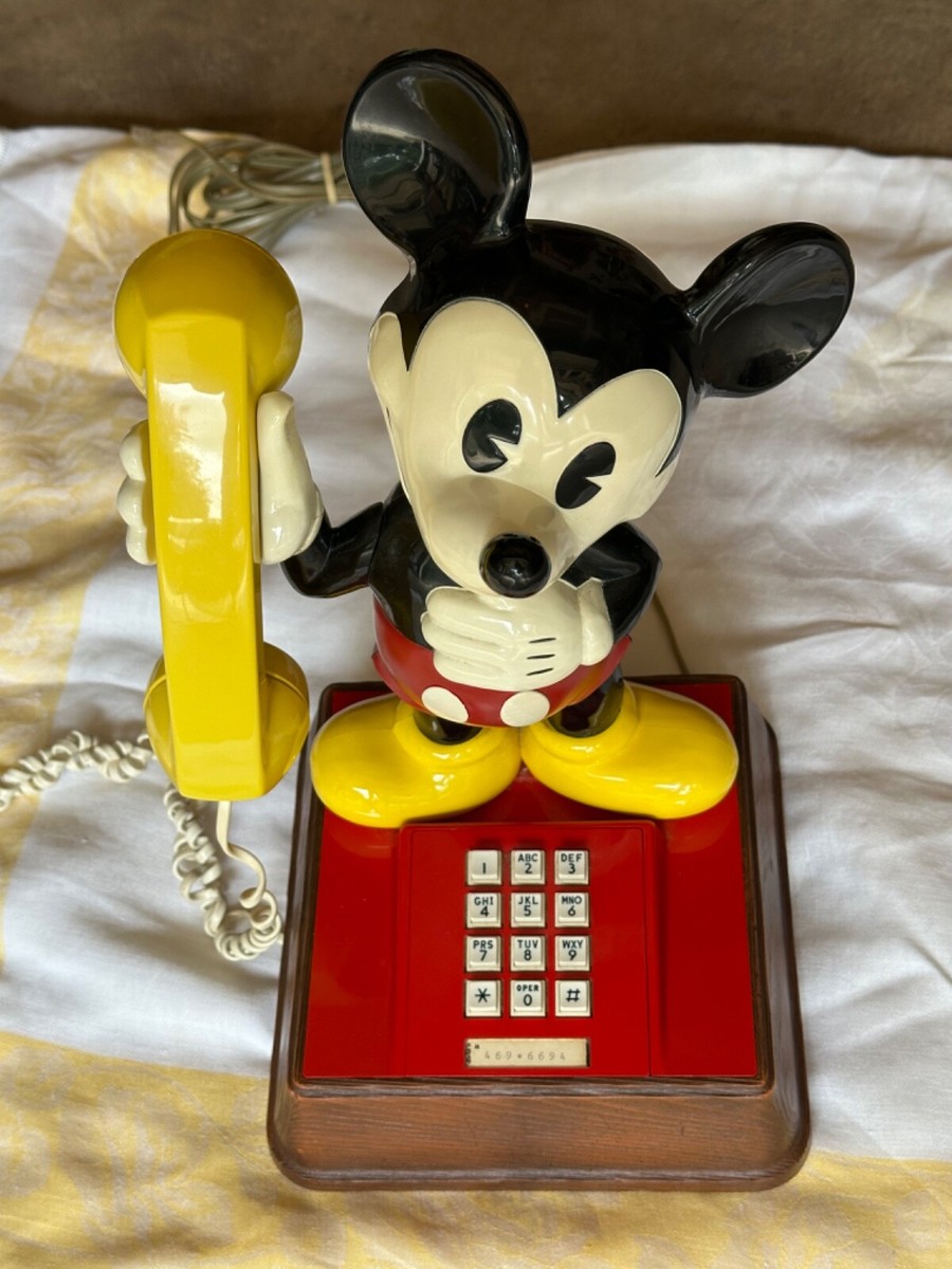 VINTAGE 1976 The Mickey Mouse Phone Rotary Dial Telephone
