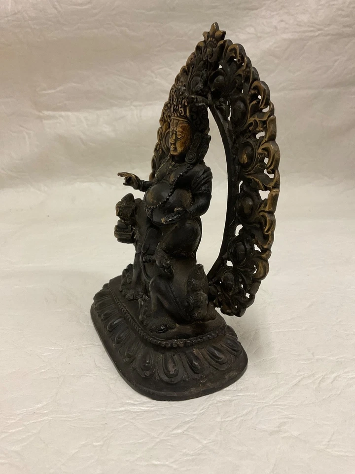 De colección. Estatuas de budismo tibetano de cobre Foto 2 de 4