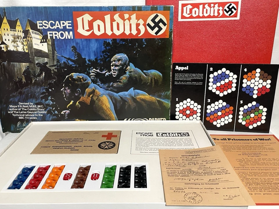 VINTAGE  ESCAPE FROM COLDITZ BOARD GAME 1ST EDITION 1970s PARKER 100% COMPLETE - Image 2 of 4