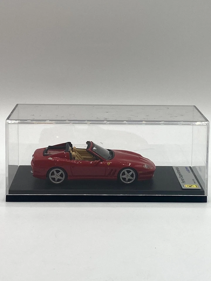 Looksmart LS127B Ferrari Superamerica 2004 Open Roof Red 1/43 Scale Die-Cast Car - Image 4 of 4