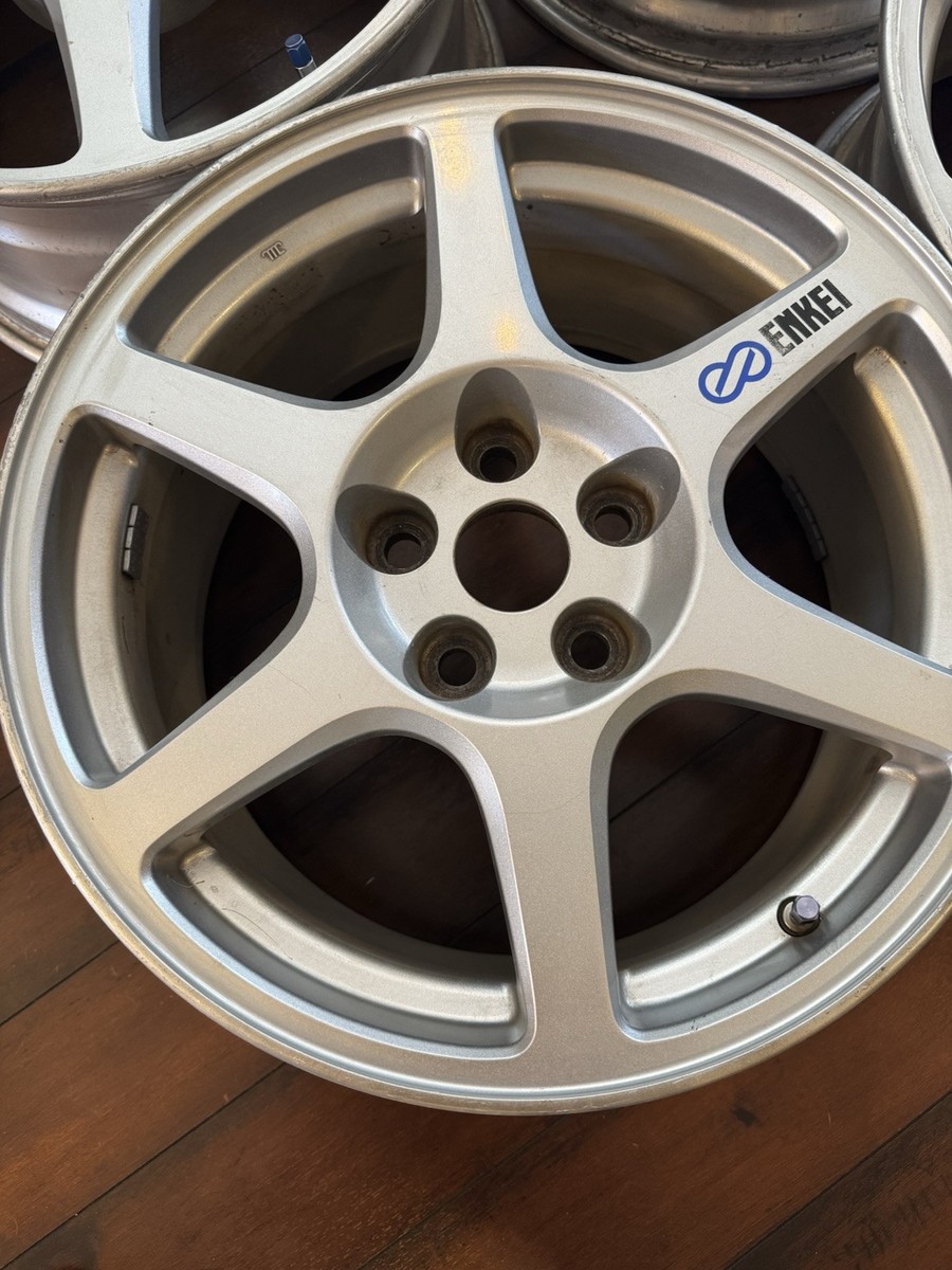 JDM ENKEI Mitsubishi Lancer Evolution 8 Set r17 / 8.0J / ET 38