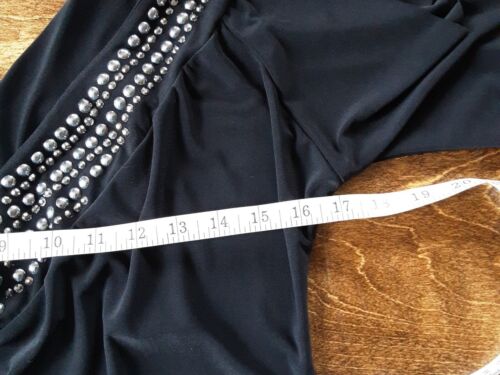 NWT Liberty Wear Cold Shoulder V-Neck Blouse Women's Size M Embellishments - Picture 3 of 5