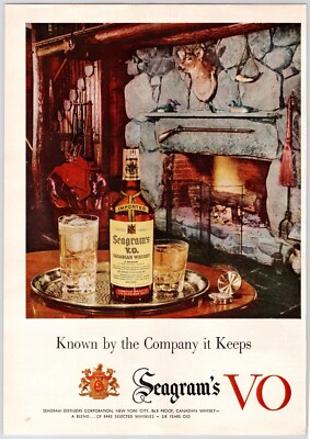 Seagrams VO Canadian Whisky Hunting Lodge Deer Head Rifle Vintage Print Ad 1950s