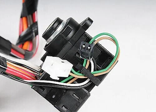 OEM NEW 97-04 GM Buick Pontiac Regal Century Ignition Switch w/ Console 26068757 - Image 3 of 4