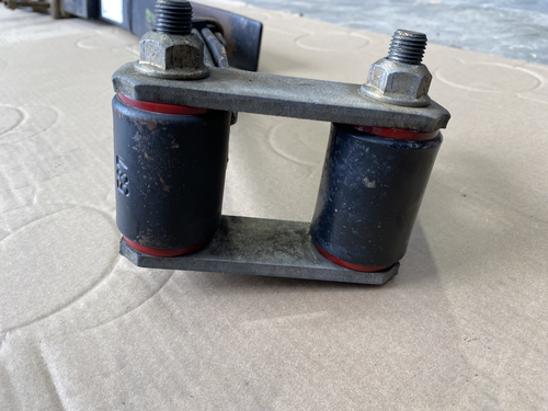 Holden Crewman VY VZ 2006 Rear Leaf Spring Set - Picture 4 of 9