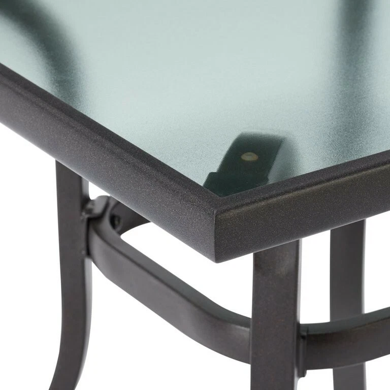 Mesa auxiliar cuadrada de acero para exteriores Mainstays Heritage Park, tapa de vidrio negro/claro Foto 3 de 4