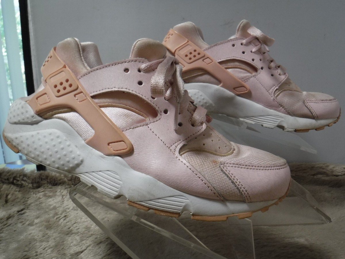 Nike Shoes Girls Youth 6.5 (39) Huarache Run SE GS Pink