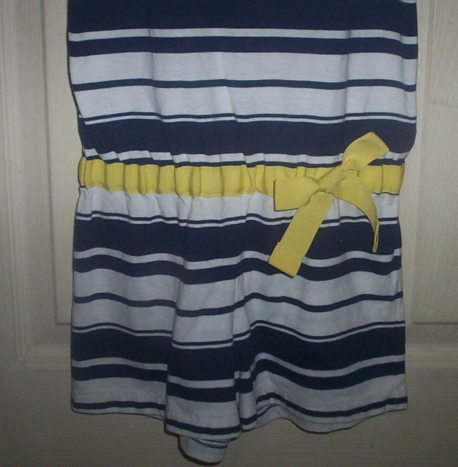 Mono Mameluco Pantalones Cortos Nautica Para Niña Talla 8 Azul Blanco Rayas Amarillo Lazo Usado en Excelente Condición Foto 3 de 4