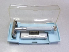 Vintage LADY Gillette Blue Star Safety Razor Set in Case V2 1975 NICE