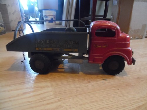 Structo Toyland Garage 24 hour service tow truck - Picture 8 of 11