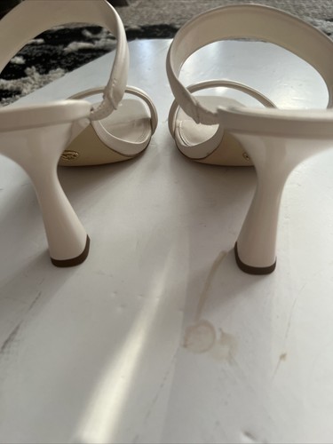 Nuevo Michael Kors Sandalia Punta Abierta Cuero Blanco Zapatos de Bomba - Imagen 6 de 6