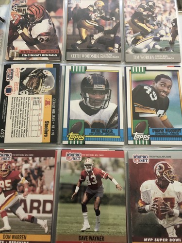 Lot of 700+ Football cards Last names W-Z and more in Binder and Sleeves - Picture 6 of 12