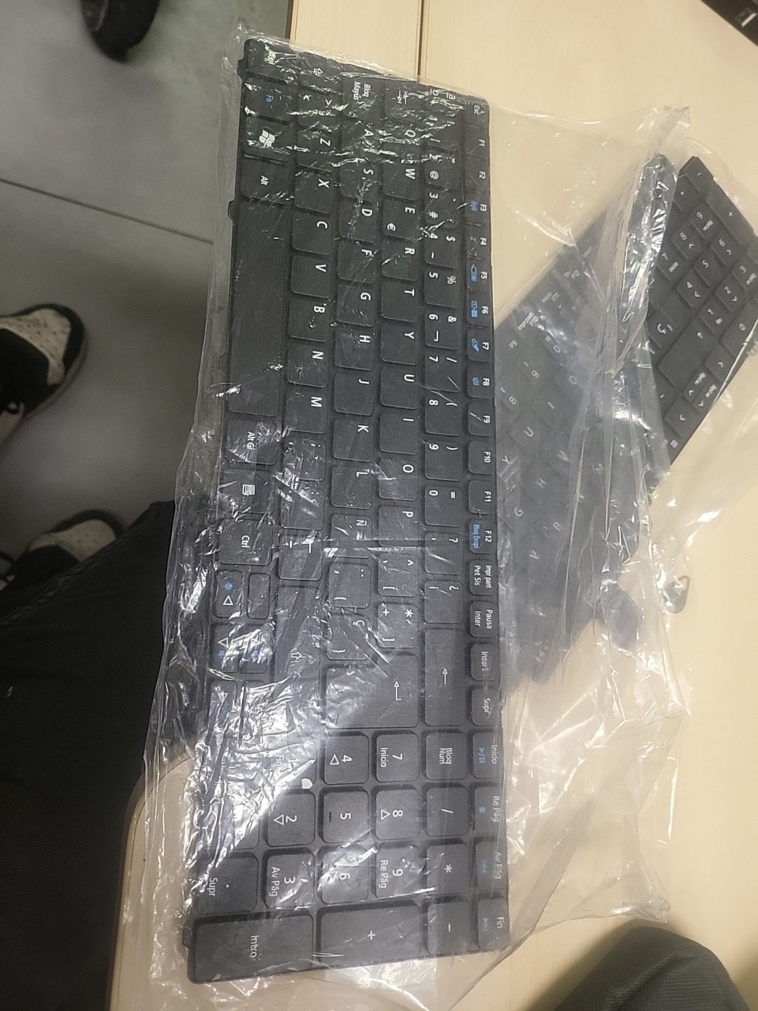 Clavier Aspire 5738 5733 bloqué ? Remplacer facilement votre clavier usé