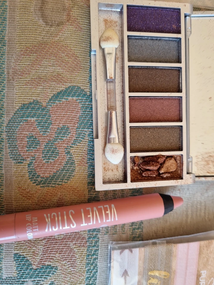 Beautypaket Beautybox Glossybox Douglas  etc. NEU - Bild 4 von 4