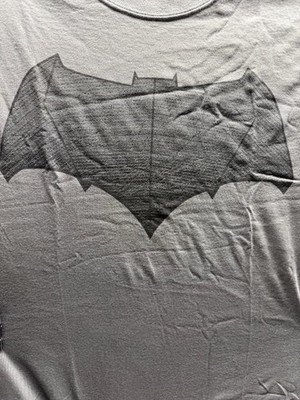 DC Batman vs Superman - BATMAN SYMBOL Grey Licensed T-Shirt