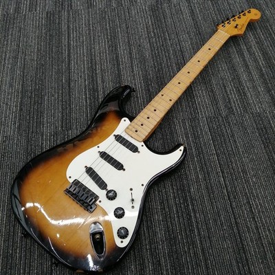 FENDER JAPAN ST57 Stratocaster-type Electric Guitar