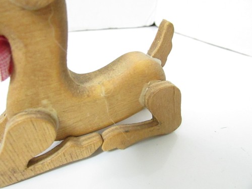 Preowned 7 Wooden Reindeer Bow Xmas Decor Few Broken Pieces Standing and Sitting - Picture 5 of 9