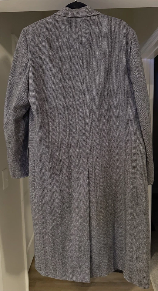 Men’s Hickey Freeman Vintage Wool Overcoat Size L/XL  - Image 2 of 4