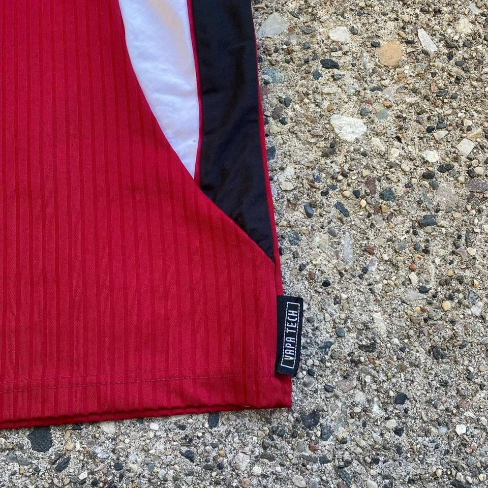 Camiseta de fútbol local roja vintage 1998/99 FK Sarajevo Umbro Foto 3 de 4