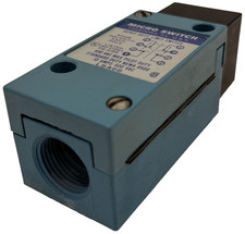 NEW HONEYWELL LSA6B MICRO SWITCH HEAVY DUTY LIMIT SWITCH 10A 600VAC