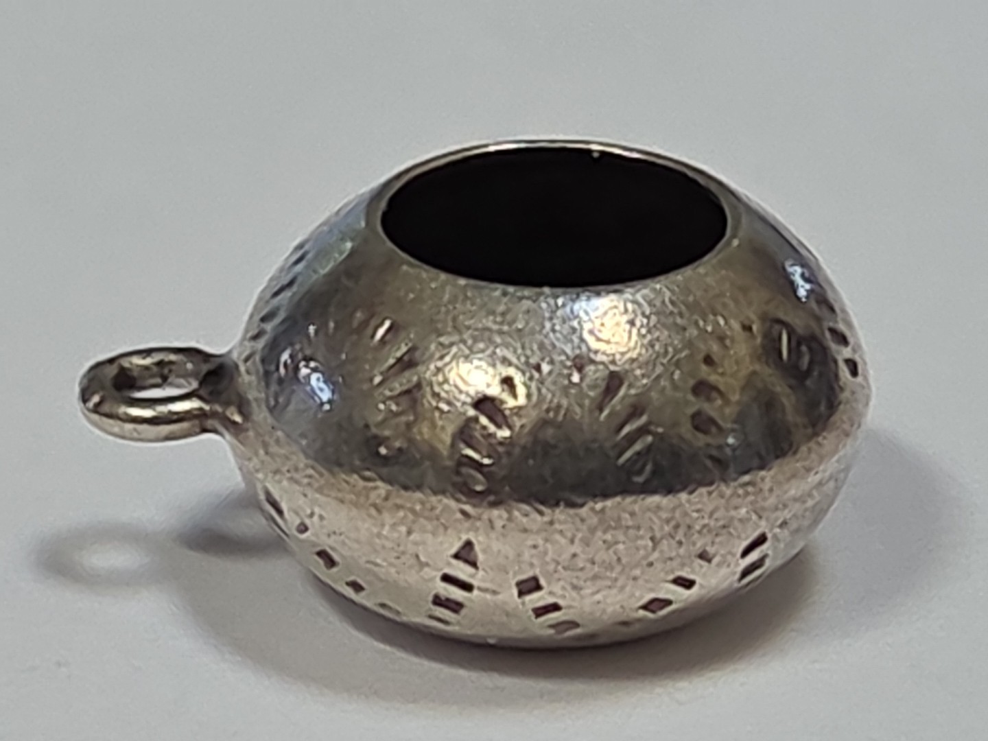 Sterling Silver ~ Native American Inspired Basket… - image 1