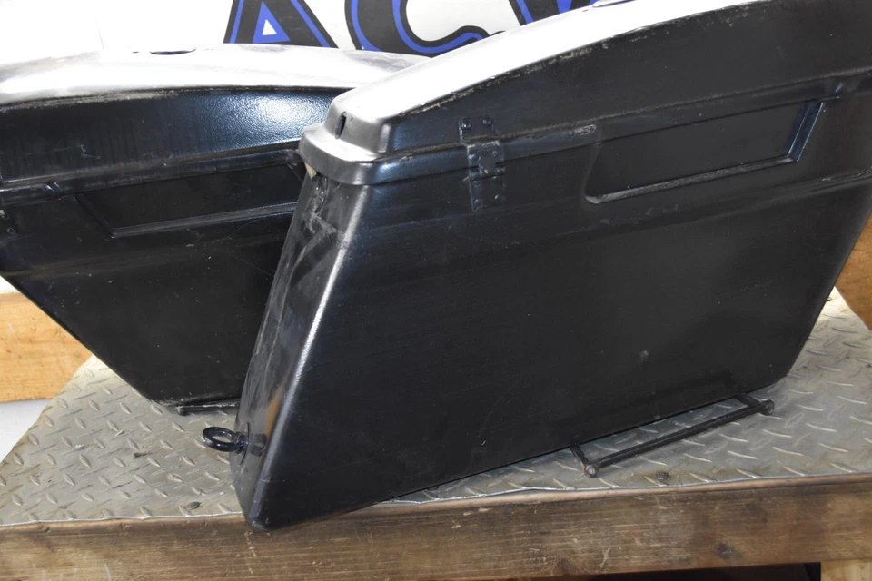 Juego de 543 alforjas duras forma áspera 2005 Suzuki Boulevard VL800 800 VL C50 05 Foto 2 de 4