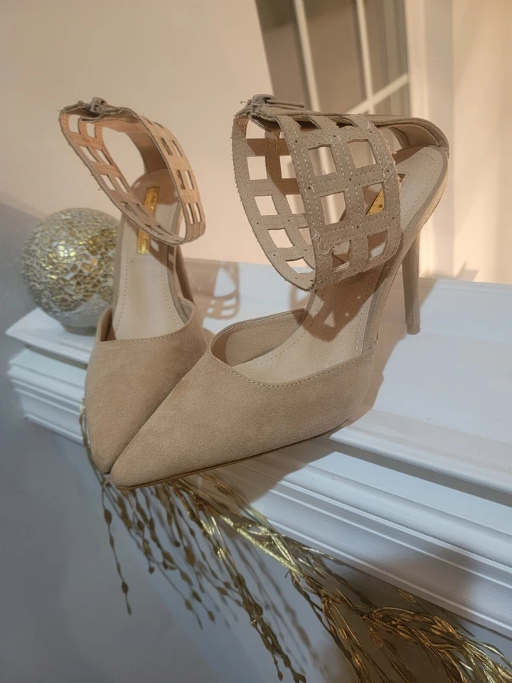 Tacones/bombas de tacón de aguja de gamuza sintética correa al tobillo Liliana Windowpane talla 7,5 Foto 3 de 4