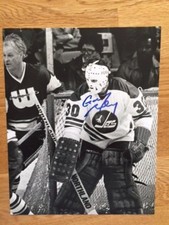 Winnipeg Jets Gary Bromley signed 8x10 W/COA pose 1
