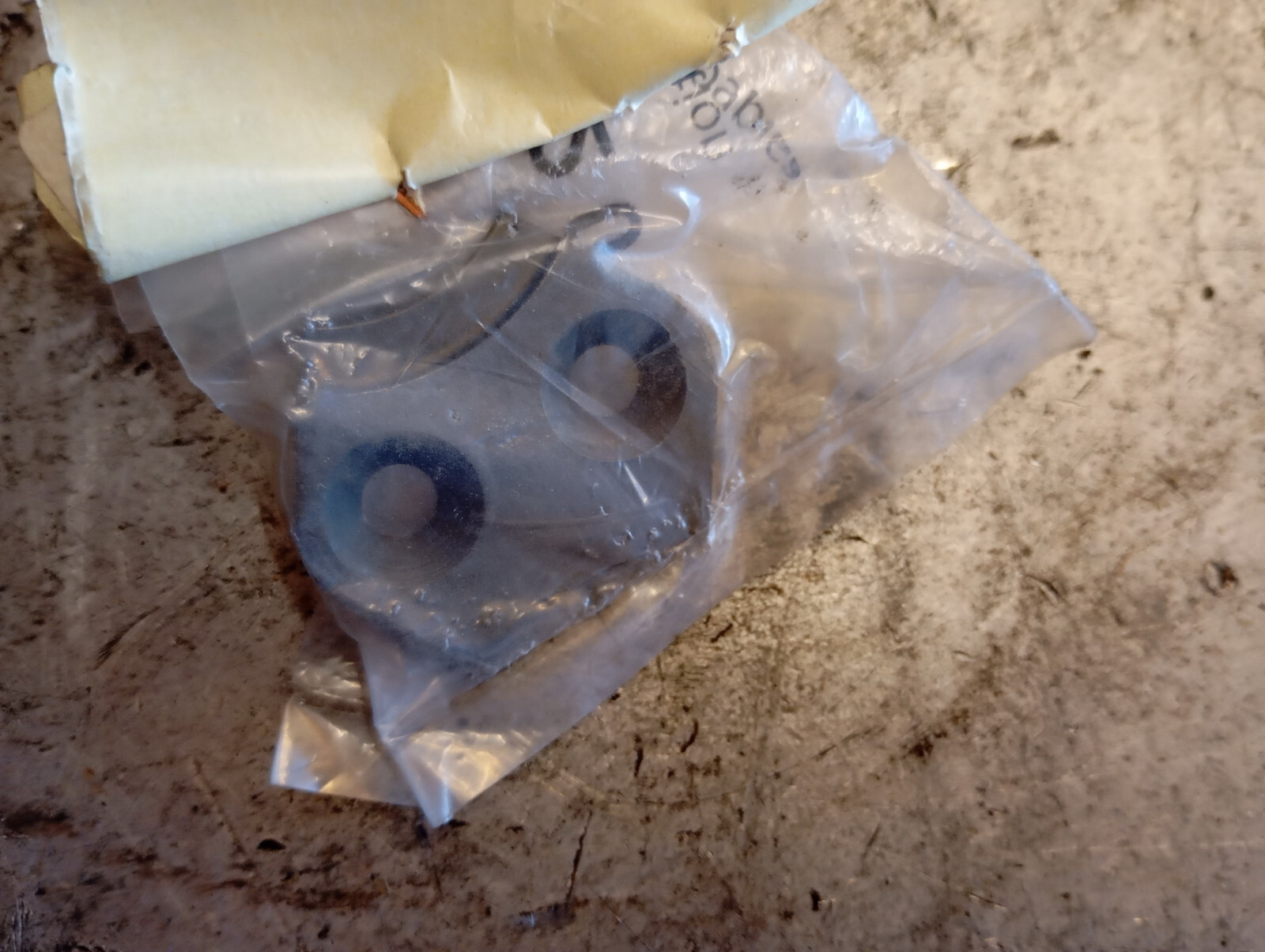 Vibrations transmission ? Support de palier BMW K 1300 R S GT en métal