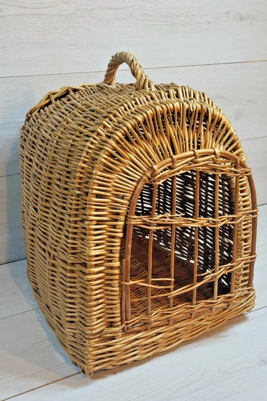 Vintage Wicker Cat Carrier Basket Bed