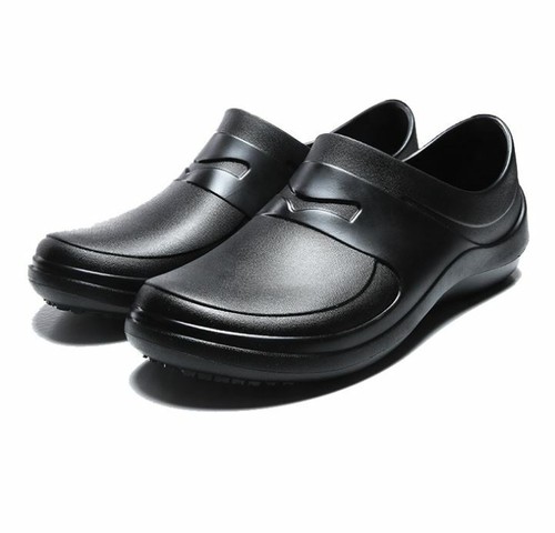 skid resistant slippers