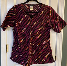 Women  s Size S Cherokee Scrub top Black/purple cheetah Floral w/3 pockets EUC