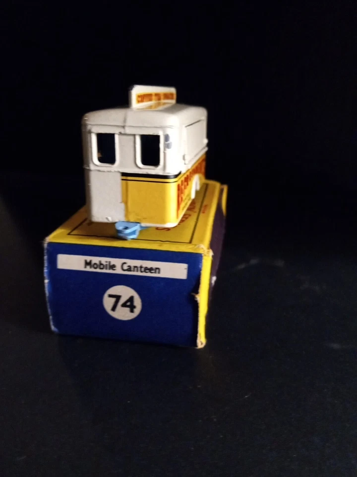 火柴盒 #74A1 Mobile Refreshment Canteen VN 状况完好 1959 白色原装 B4 盒 — 第 4/4 张图片