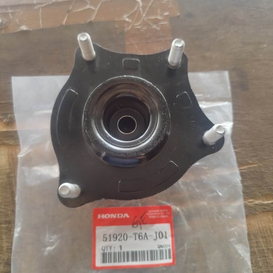 51920-T6A-J01 Front Shock Absorber Mount Rubber Fit For Honda