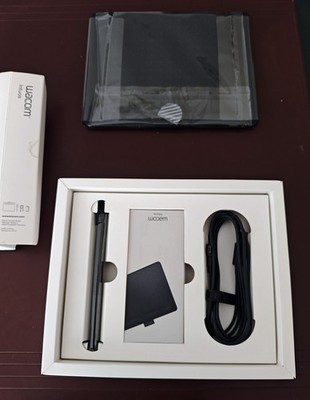 Wacom Intuos Small Bluetooth Grafiktablett (CTL-4100WL) - Neuwertig