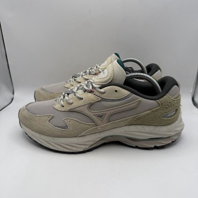 New Mizuno Wave Rider Beta Men s Size 10.5 SILVERCLOUD/WHTSAND/CEDA