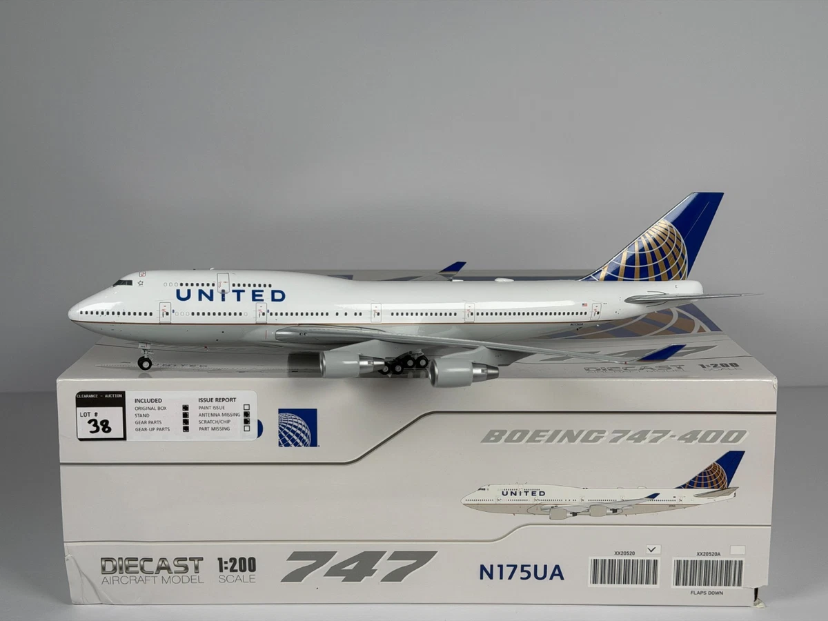 JC Wings Boeing 747 Diecast Aircraft & Spacecraft 1:200 Scale for