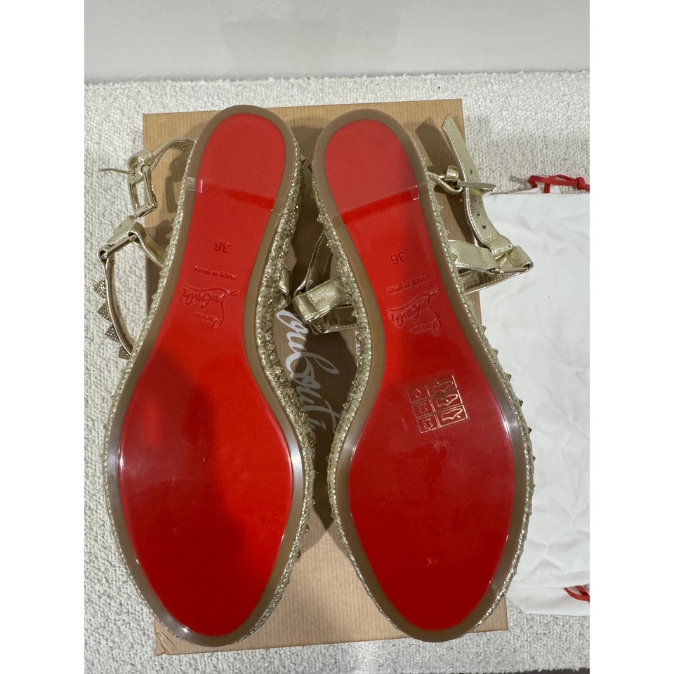 Sandalias de cuña Christian Louboutin Pyraclou 60 plateadas con púas talla 36 nuevas en caja Foto 4 de 4