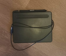 Wacom Intuos Graphics Tablet - Black