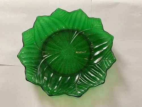 VTG Anchor Hocking Forest Green Glass Lotus Leaf Blossom Plate  Anchorglass