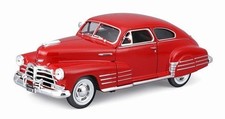 New Maisto 1/24 Chevrolet Fleetline Aero Sedan 1948 Red Completed Diecast Mini