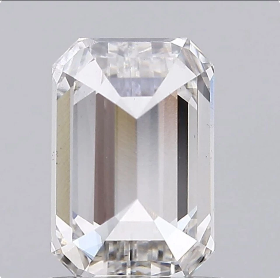 Lab Grown IGI Certified CVD DIAMOND 2PCS 2.20 TCW EMERALD H Color SI1 Clarity - Image 4 of 4