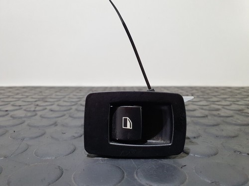 15939900 fensterheber schalter vorne rechts BMW SERIE 3 TOURING E91 157448