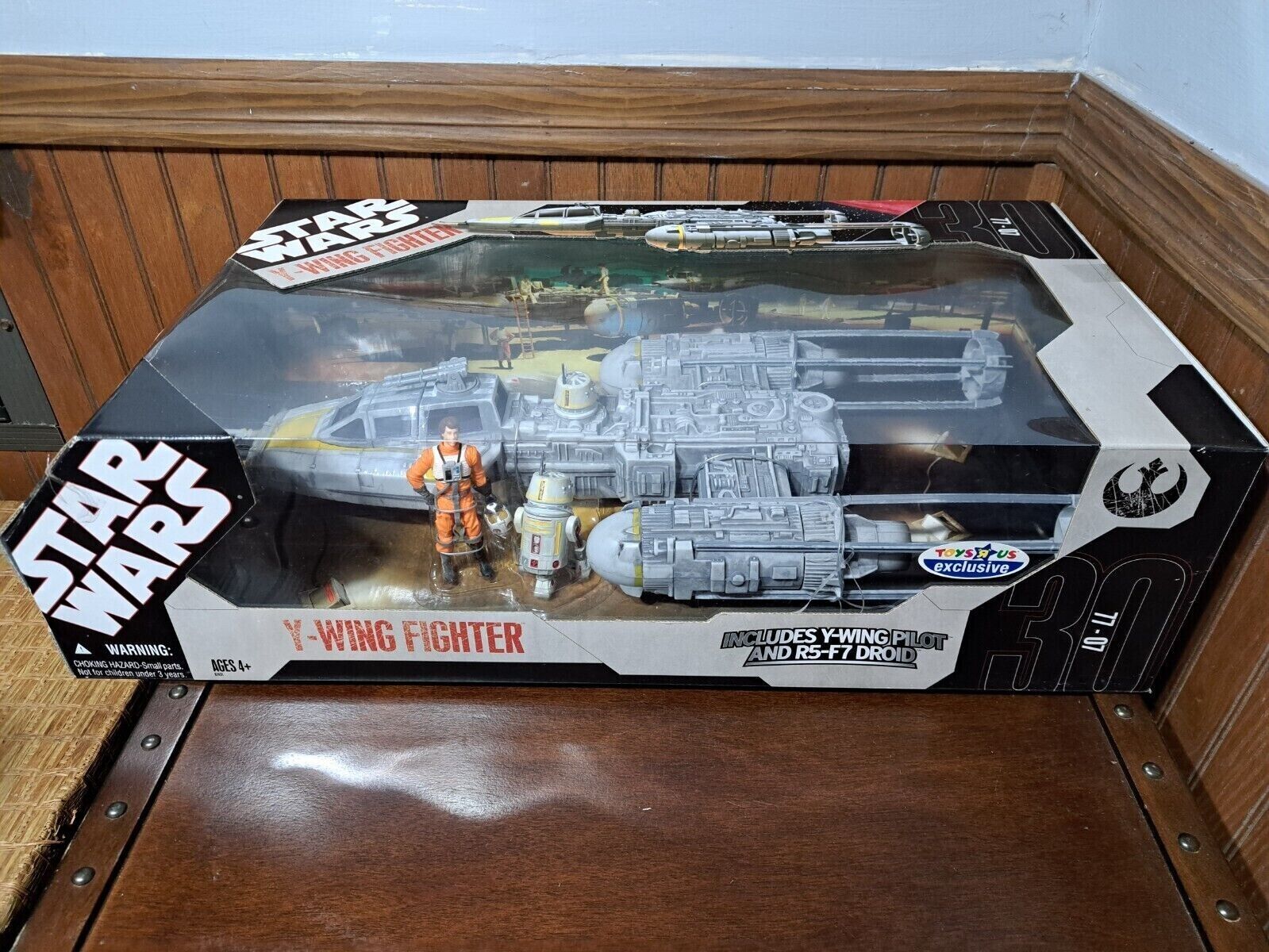 Star Wars 30th Anniversary Toys R Us Exclusive Y-Wing Fighter w/ Pilot & R5-F7