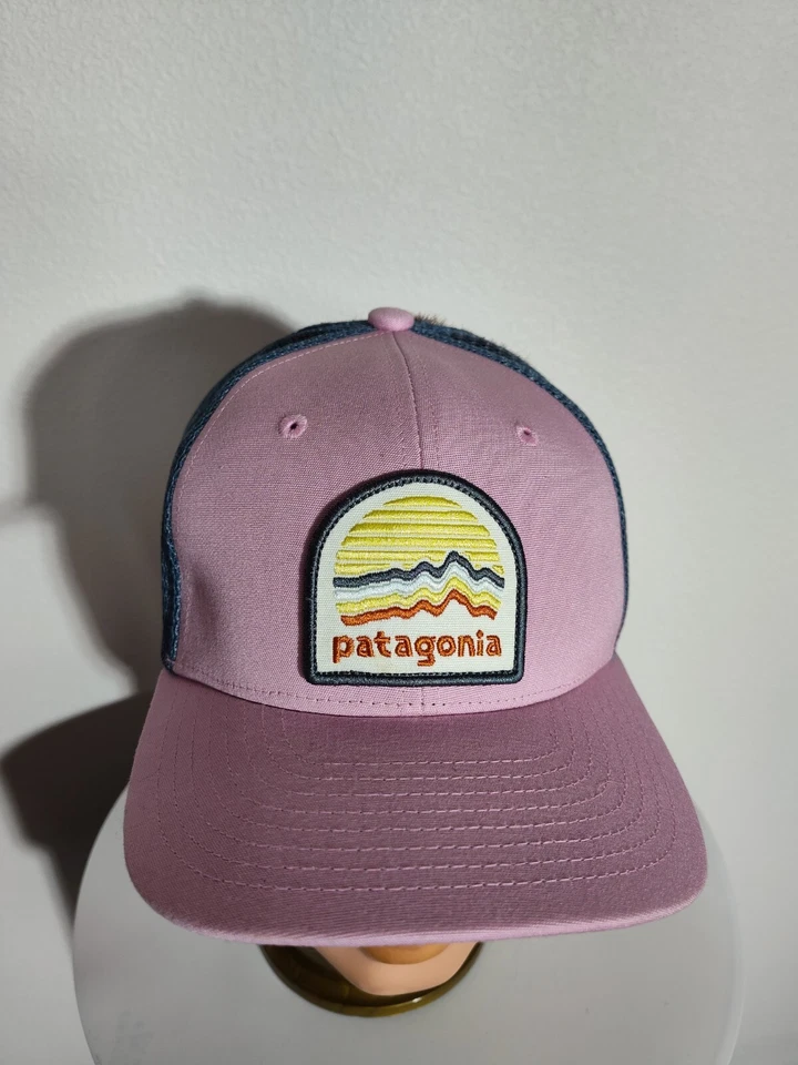 Patagonia Mujer Snapback Camionero Sombrero Raro Montañas Interestatales Gorra Rosa Gris Foto 2 de 4