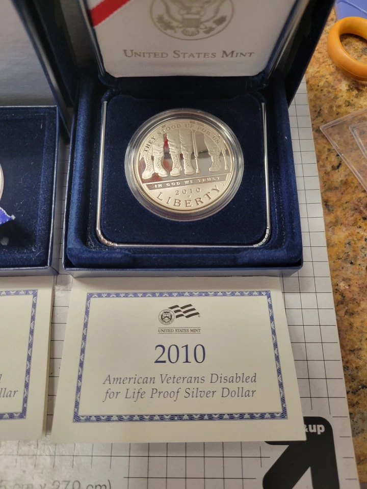 2010 American Disabled Veterans Silver Dollar Coins. Uncirculated & Proof  Box + - Image 4 of 4