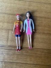 Mini poupées Barbie McDonalds serveuse et docteur Mattel vintage 2001 année 2000