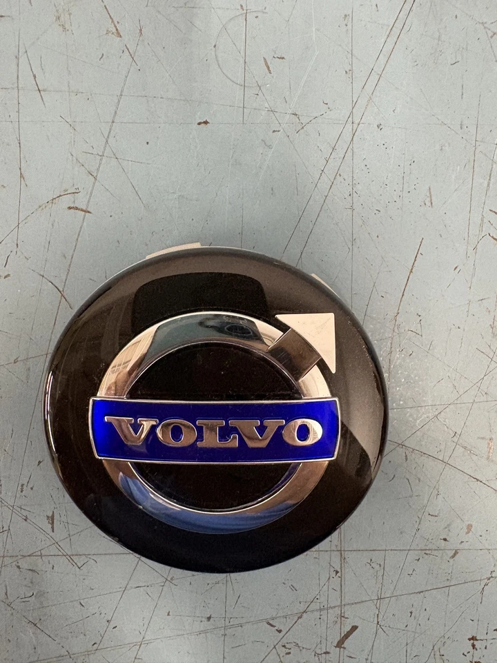Volvo Iron Mark Wheel Center Cap Charcoal/Blue #31400453 S60/XC60/S40/S80 ETC - Image 2 of 3
