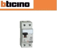 INTERRUTTORE MAGNETOTERMICO DIFFERENZIALE 25A BTDIN-RS BTICINO GC8813F25